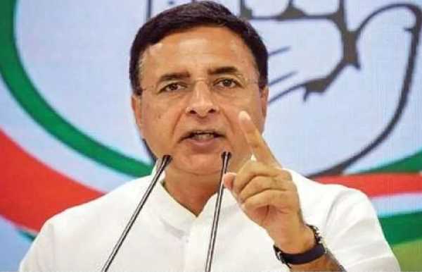 पेट्रोल-डीजल और गैस के बढ़े दाम को लेकर कांग्रेस ने बोला मोदी सरकार पर हमला, कहा- भाजपा लाई महा-महंगाई